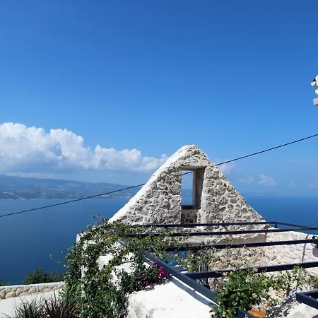 Stone House * Omis